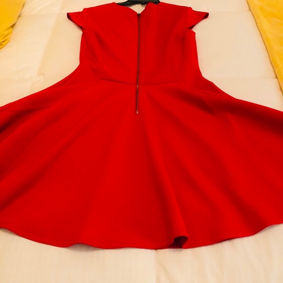 Ted Baker Red Midi Dress - Picture 4 of 8